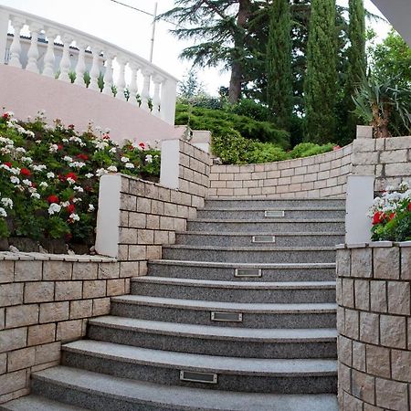 Hotel Vali Dramalj Цриквеница Экстерьер фото