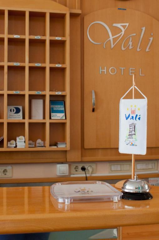 Hotel Vali Dramalj Цриквеница Экстерьер фото